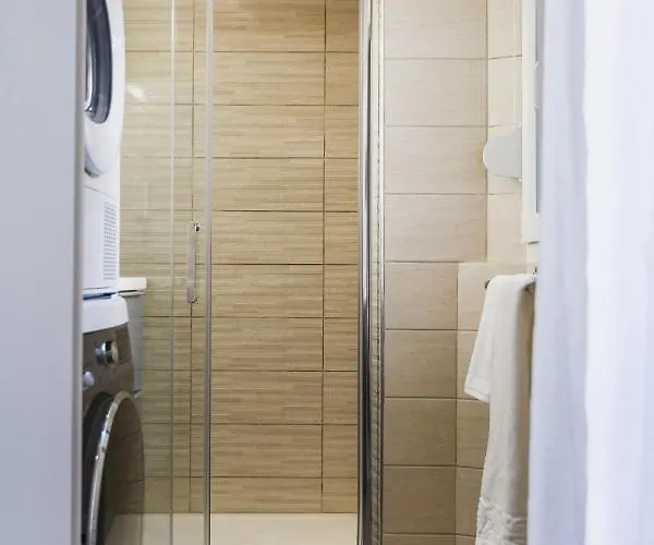 Monkey 2 Salles Bain Et 1 Wc Hypercentre 6 Pers * Επερνέ