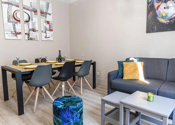 Monkey 2 Salles Bain Et 1 Wc Hypercentre 6 Pers * Επερνέ